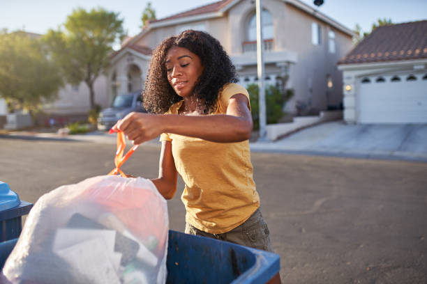 Commercial Cleanout Services in Barbourmeade, KY