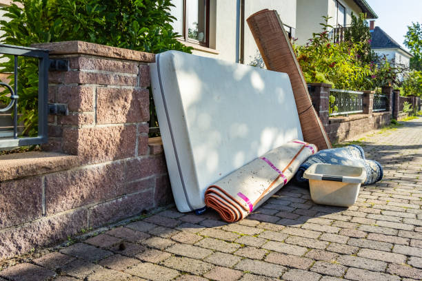 Best Mattress Removal Service  in Barbourmeade, KY
